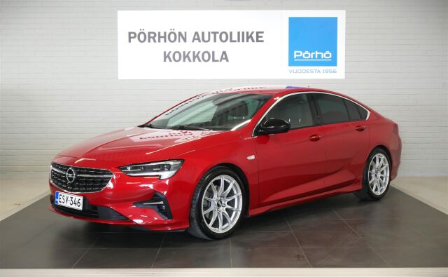 OPEL Insignia 2021 Grand Sport Executive GS 200 Turbo A / Huippuhieno ja huippuvarusteltu!