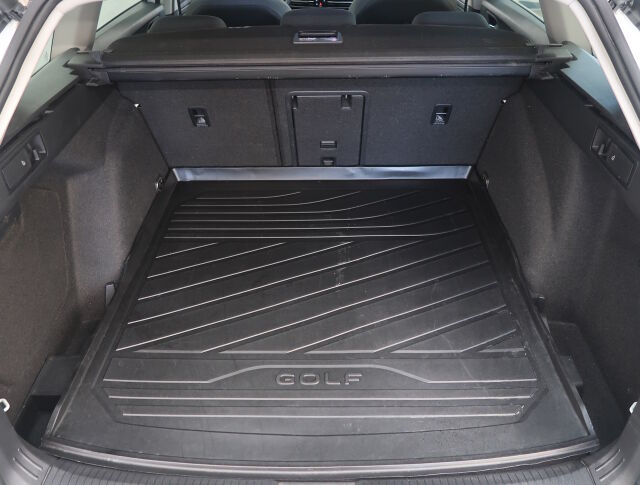 Volkswagen Golf 2021 Variant Style 1,5 eTSI 110 kW (MHEV) DSG-automaatti