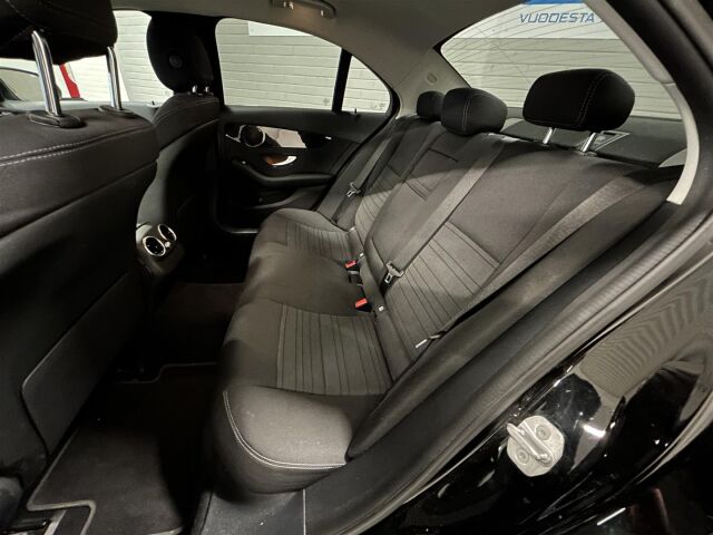 MERCEDES-BENZ C 2020 300 e 4MATIC A Business Edition EQ Power