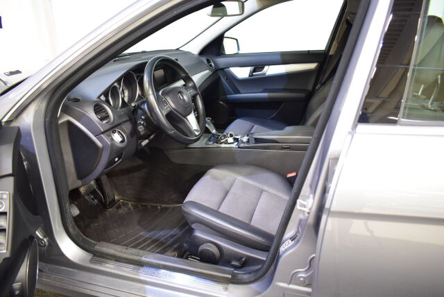 MERCEDES-BENZ C 2011 200 CDI BE A Premium Business