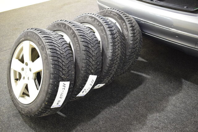 MERCEDES-BENZ C 2011 200 CDI BE A Premium Business