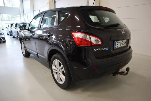 NISSAN Qashqai 2011 1,6L Stop / Start System Acenta 2WD 5M/T MY11