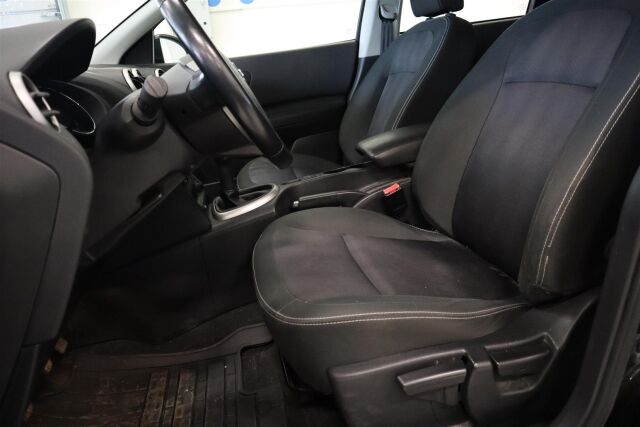NISSAN Qashqai 2011 1,6L Stop / Start System Acenta 2WD 5M/T MY11