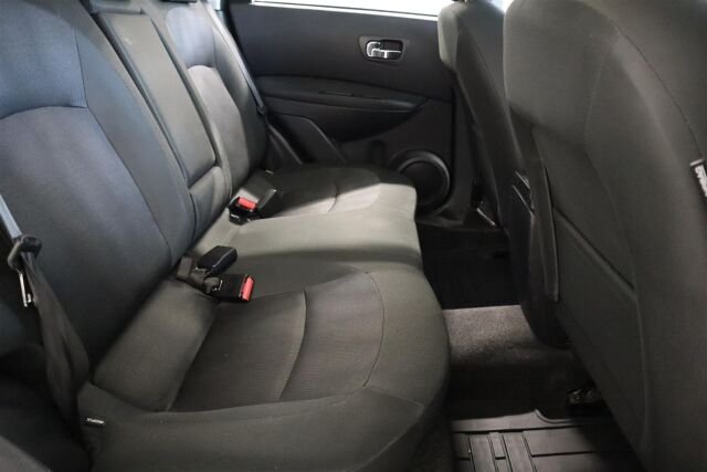 NISSAN Qashqai 2011 1,6L Stop / Start System Acenta 2WD 5M/T MY11