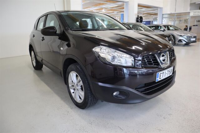 NISSAN Qashqai 2011 1,6L Stop / Start System Acenta 2WD 5M/T MY11