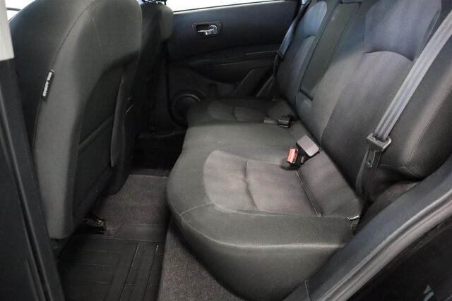 NISSAN Qashqai 2011 1,6L Stop / Start System Acenta 2WD 5M/T MY11