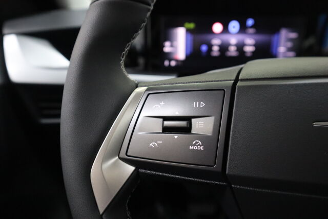 Opel Frontera 2025 Launch Edition Hybrid 145 Automaatti