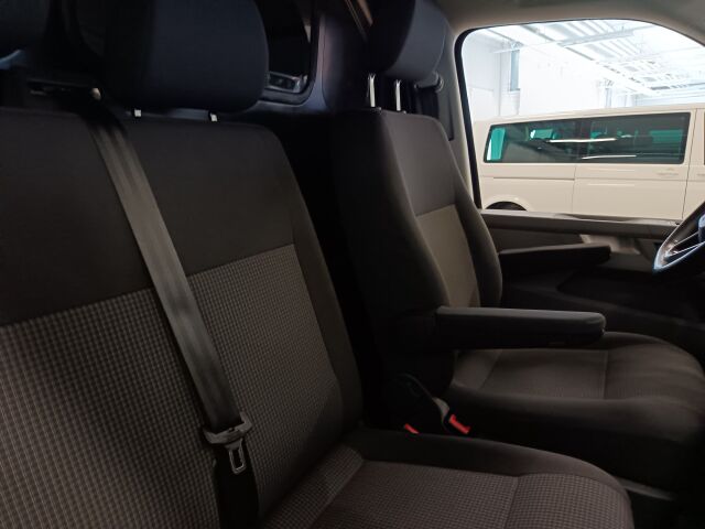 VOLKSWAGEN Transporter 2020 umpipakettiauto Pitkä 2,0 TDI 81 kW PRO