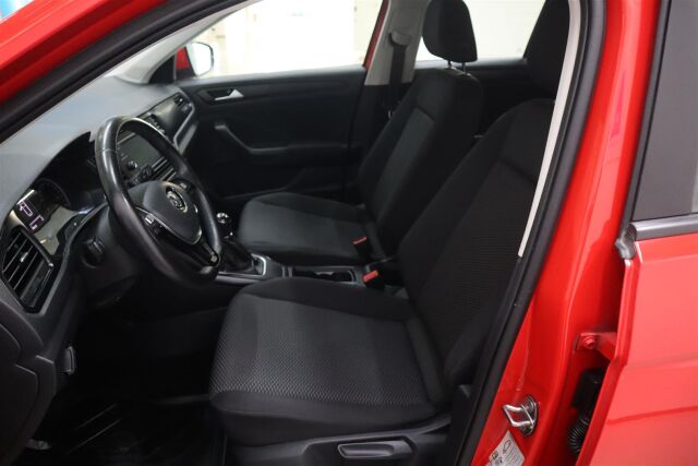 VOLKSWAGEN T-Roc 2020 1,0 TSI 85 kW