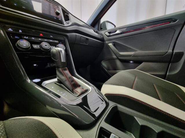 VOLKSWAGEN T-Roc 2020 Sport Limited 1,5 TSI EVO 110 kW DSG-automaatti / ACC / P-Kamera / Pa-Lämmitin