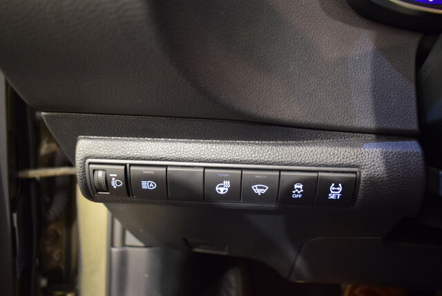 TOYOTA Corolla 2021 Sedan 1,8 Hybrid Active Edition