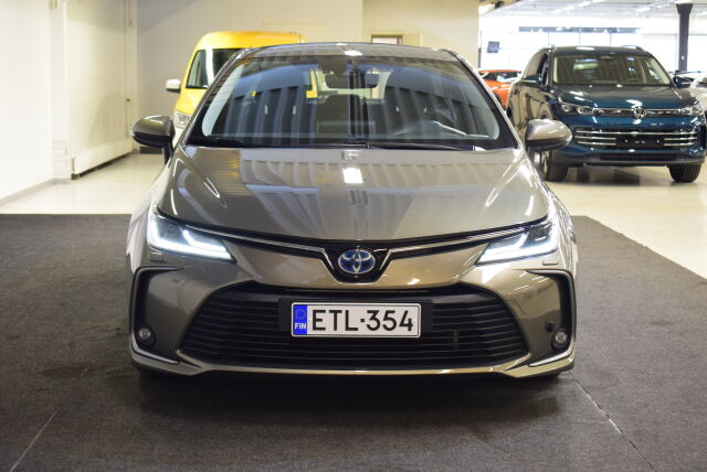 TOYOTA Corolla 2021 Sedan 1,8 Hybrid Active Edition