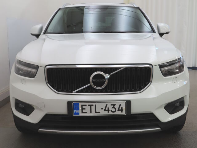 Volvo XC40 2021 B4 AWD MHEV Momentum Edition DCT automaatti