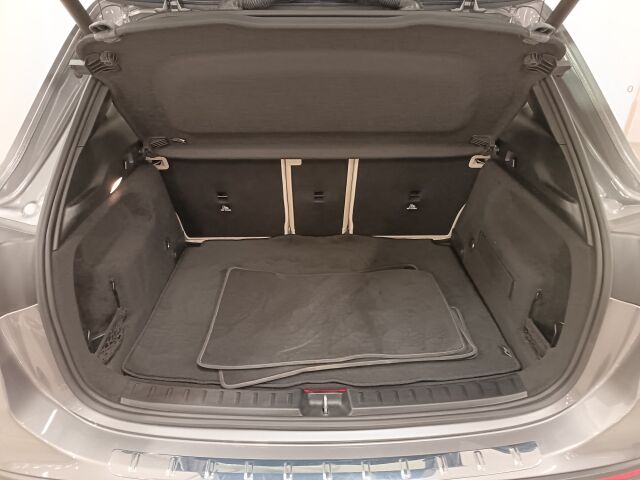 MERCEDES-BENZ GLA 2021 250 e A Business EQ Power