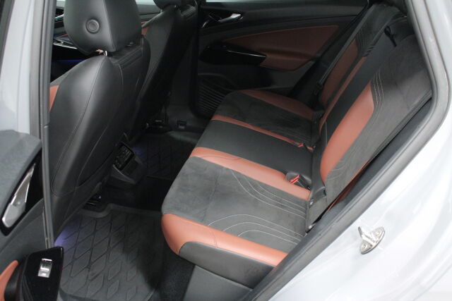 VOLKSWAGEN ID.4 2021 Pro Performance Business 150 kW, akku 77 kWh