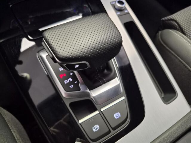 AUDI Q5 2021 S line 55 TFSI e 270 kW quattro S tronic Electrified Edition