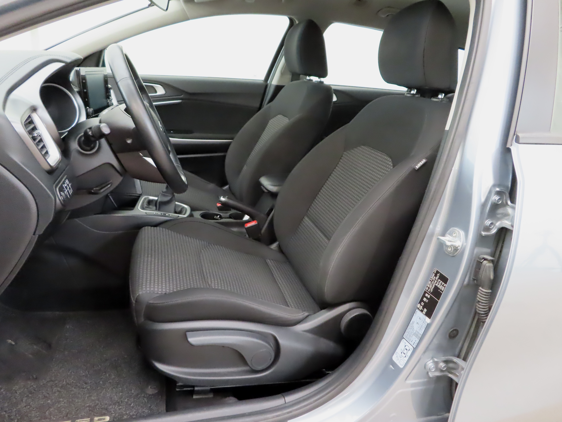 Kia Ceed 1,0 T-GDI 100hv LX SW 2021, kuva 6/11