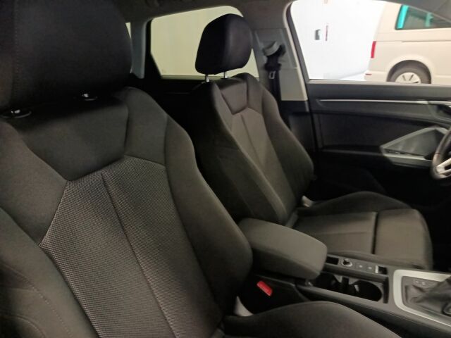 AUDI Q3 2021 Business S line 40 TFSI 140kW quattro S-tronic