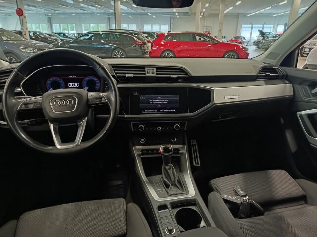AUDI Q3 2021 Business S line 40 TFSI 140kW quattro S-tronic