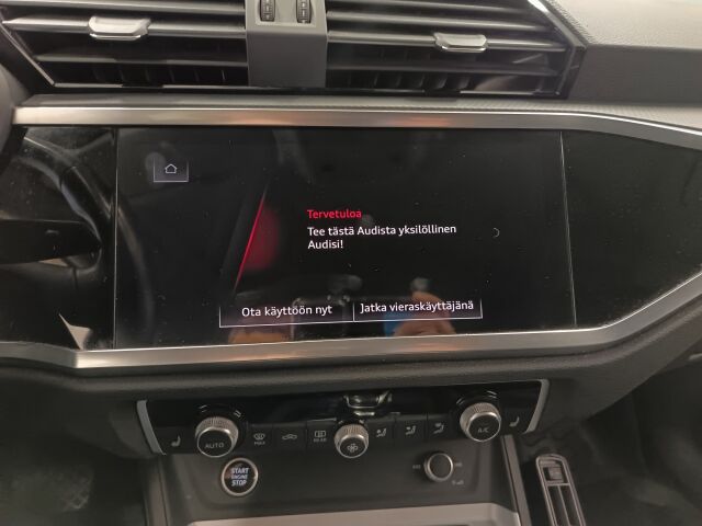 AUDI Q3 2021 Business S line 40 TFSI 140kW quattro S-tronic