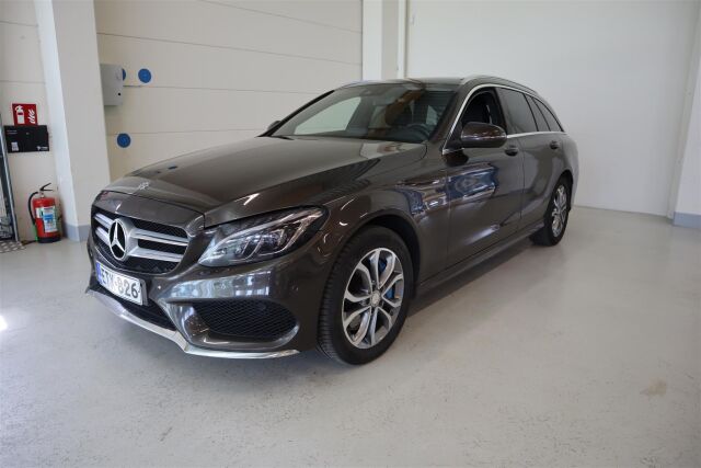 MERCEDES-BENZ C 2016 250 d T A Premium Business AMG Style