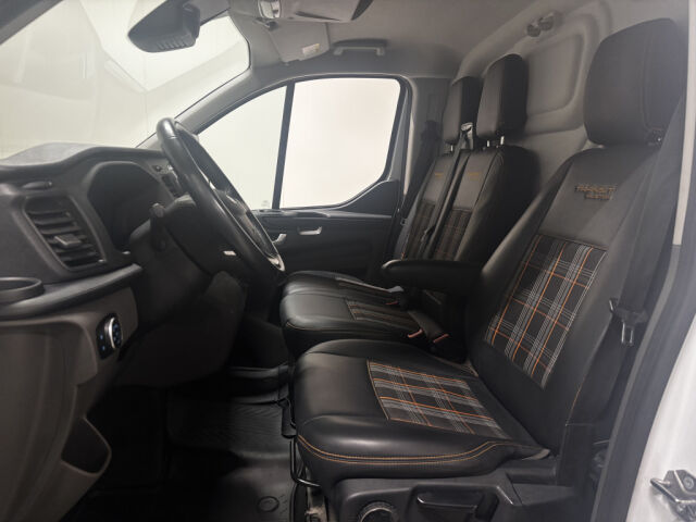 FORD Transit Custom 2020 2.0TDCi 130HV L2H1 *REALAUTO EDITION*  KOSKETUSNÄYTTÖSOITIN* VAKKARI* VETOKOUKKU*