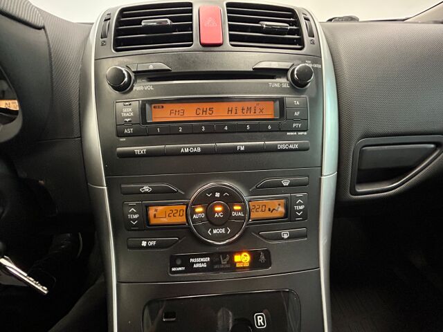 TOYOTA Auris 2012 1,6 Valvematic Sol Edition MultiMode 5ov
