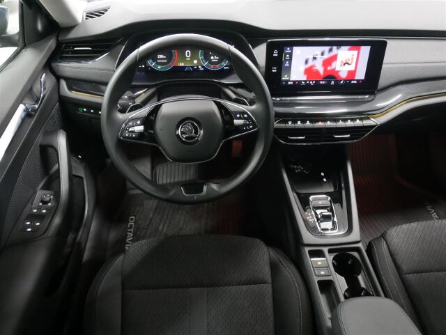 SKODA Octavia 2022 1.0 TSI Style eTEC DSG Autom.
