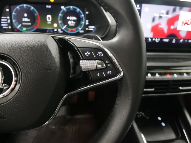 SKODA Octavia 2022 1.0 TSI Style eTEC DSG Autom.