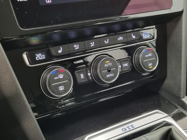 VOLKSWAGEN Passat 2017 Variant GTE Plug-In Hybrid 160 kW (218 hv) DSG-automaatti / Webasto / Koukku / P-kamera / ACC