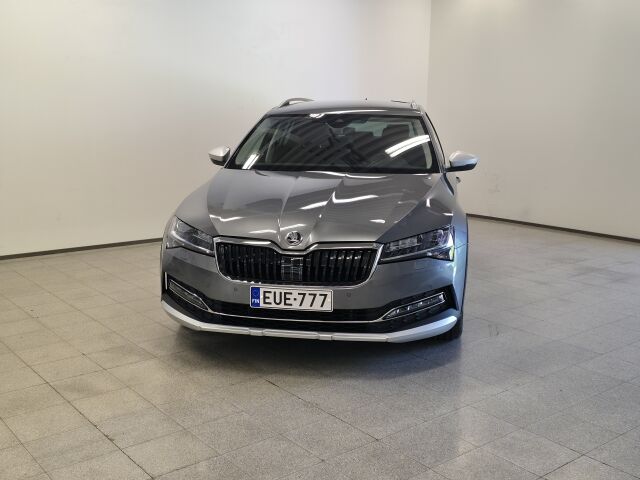 SKODA Superb 2022 Combi 2.0 TDI 200 4x4 Scout DSG Autom.