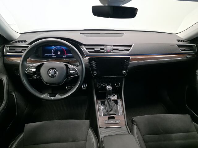 SKODA Superb 2022 Combi 2.0 TDI 200 4x4 Scout DSG Autom.