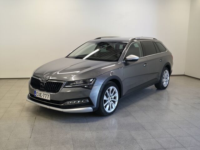 SKODA Superb 2022 Combi 2.0 TDI 200 4x4 Scout DSG Autom.
