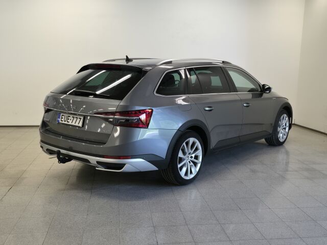 SKODA Superb 2022 Combi 2.0 TDI 200 4x4 Scout DSG Autom.