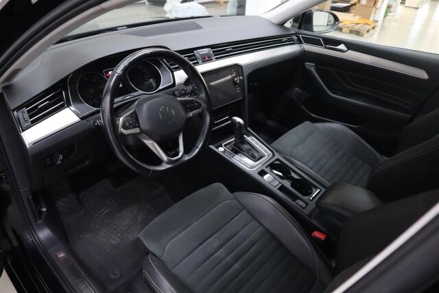 VOLKSWAGEN Passat 2022 Variant R-Line 2,0 TDI EVO SCR 110 kW DSG-automaatti** Juuri huollettu **
