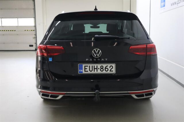 VOLKSWAGEN Passat 2022 Variant R-Line 2,0 TDI EVO SCR 110 kW DSG-automaatti** Juuri huollettu **
