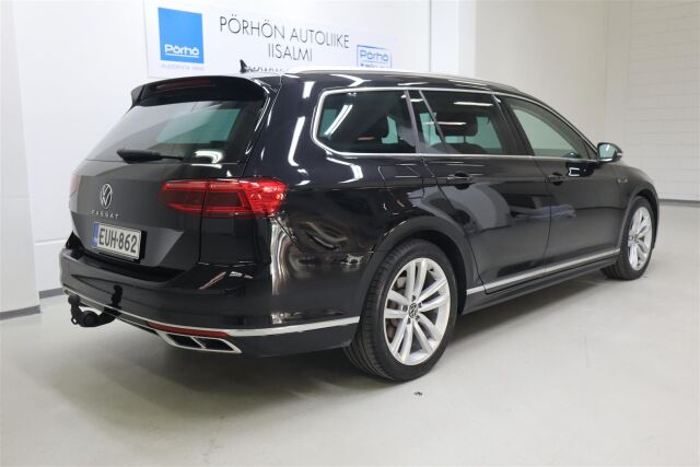 VOLKSWAGEN Passat 2022 Variant R-Line 2,0 TDI EVO SCR 110 kW DSG-automaatti** Juuri huollettu **