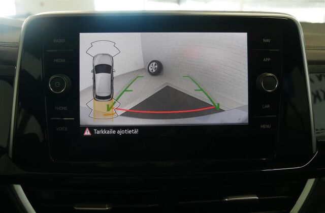 VOLKSWAGEN T-Roc 2022 R-Line Business 1,5 TSI EVO 110 kW DSG-automaatti