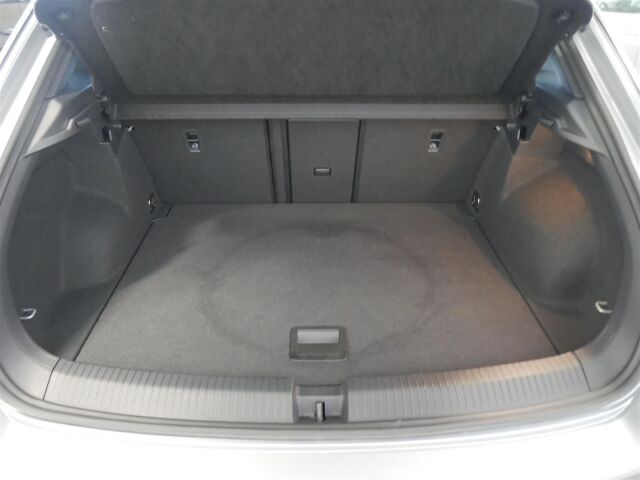 VOLKSWAGEN T-Roc 2022 R-Line Business 1,5 TSI EVO 110 kW DSG-automaatti