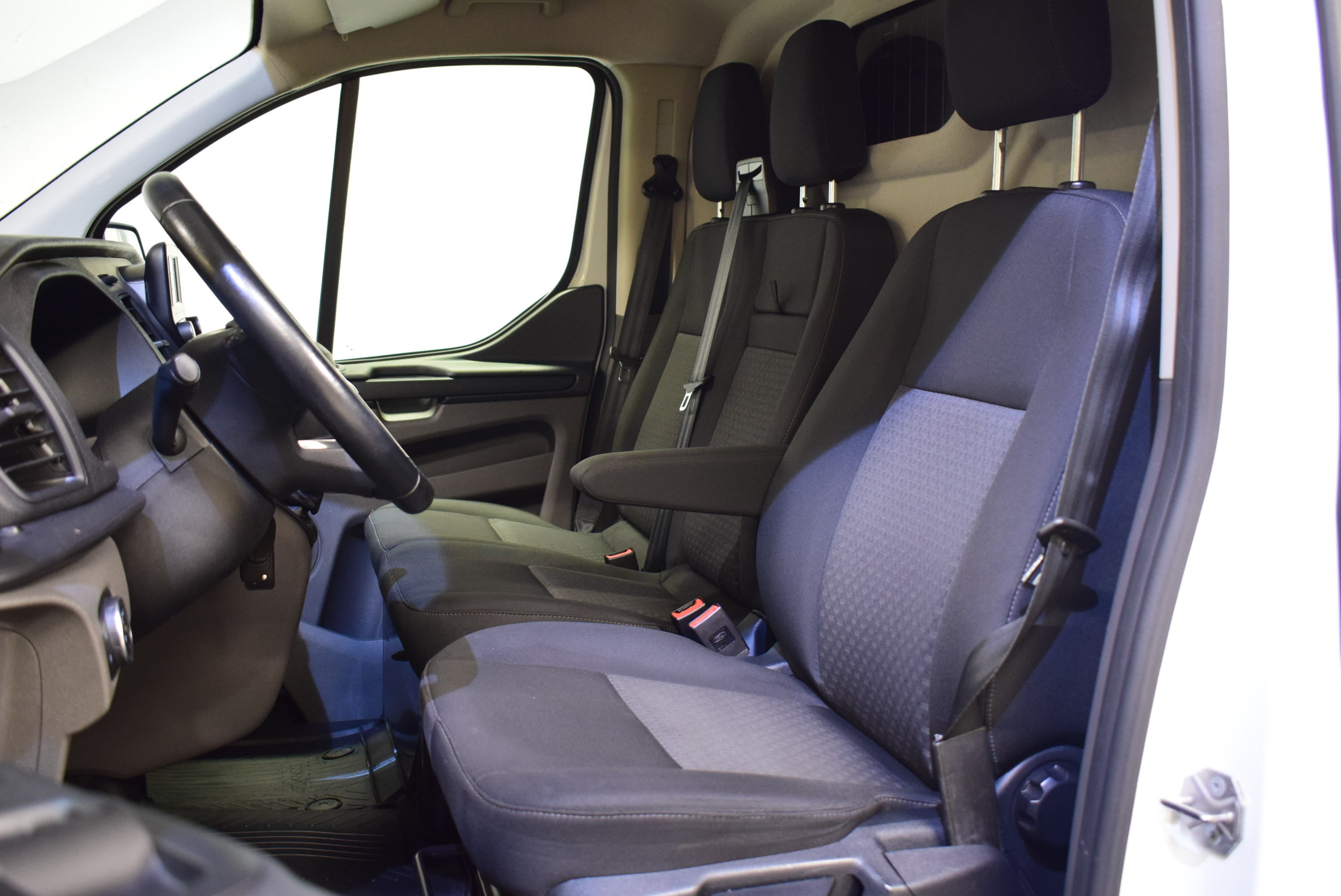 Ford Transit Custom 2022, kuva 7/13
