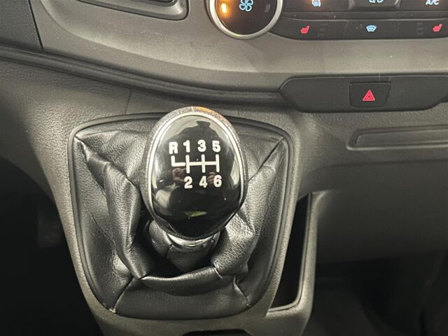 Ford Transit Custom 2022 320 2,0TDCi 105 hv M6 Etuveto Trend Van N1 L2H1