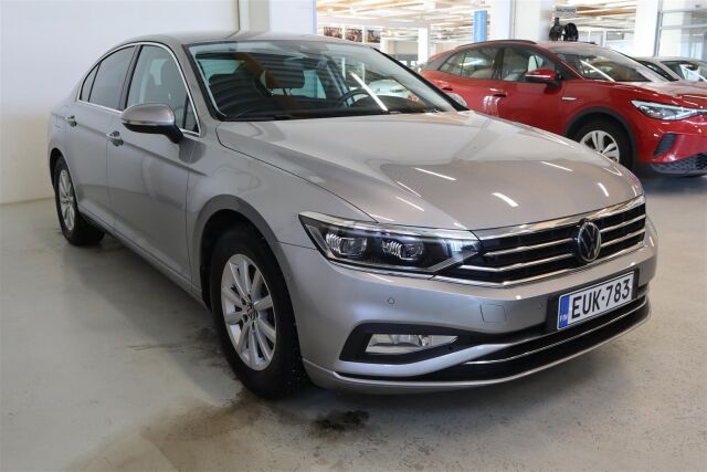 VOLKSWAGEN Passat 2022 Sedan Comfort Business 1,5 TSI EVO 110 kW DSG- Myydään maaliskuussa.