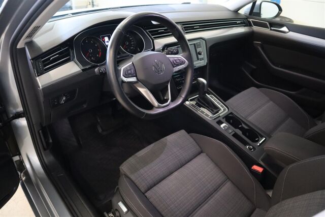 VOLKSWAGEN Passat 2022 Sedan Comfort Business 1,5 TSI EVO 110 kW DSG- Myydään maaliskuussa.