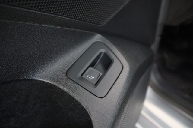 VOLKSWAGEN Passat 2022 Sedan Comfort Business 1,5 TSI EVO 110 kW DSG- Myydään maaliskuussa.