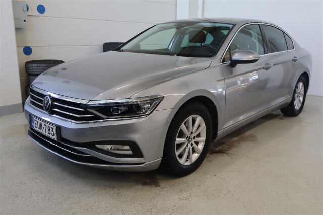 VOLKSWAGEN Passat 2022 Sedan Comfort Business 1,5 TSI EVO 110 kW DSG- Myydään maaliskuussa.