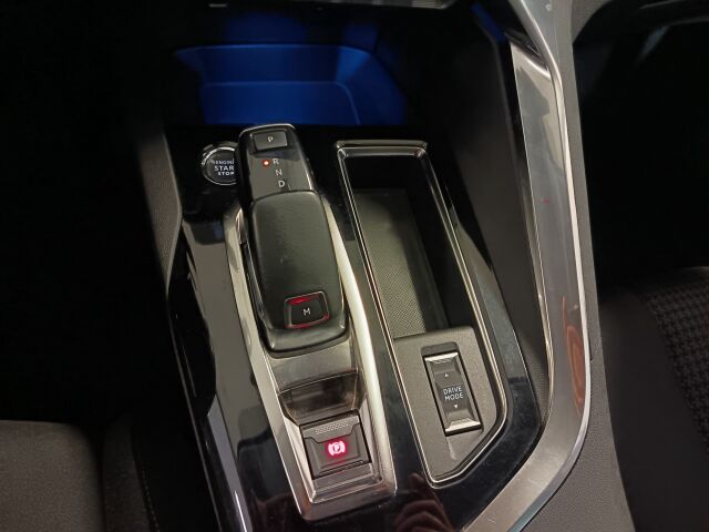 PEUGEOT 3008 2022 Active Pack Style PureTech 130 EAT8-aut.**TODELLA KOMIA LEIJONA**