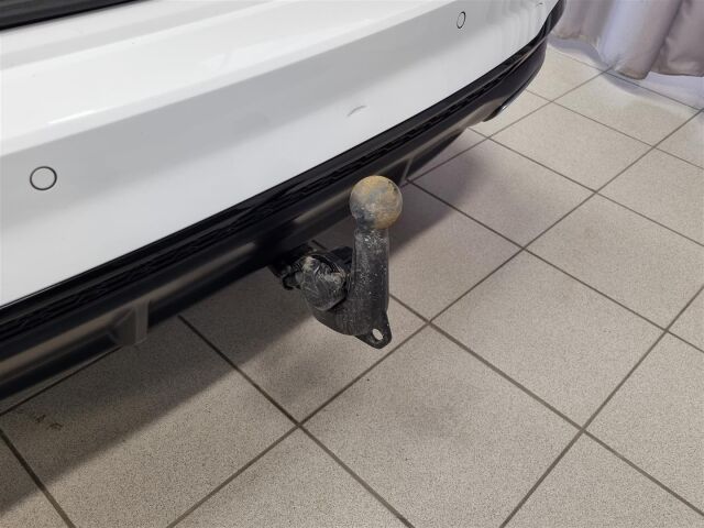 AUDI A4 2023 Avant Progress S line 40 TFSI 150 kW MHEV quattro S tronic / Webasto / Koukku / ACC / P-Kamera
