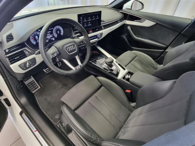 AUDI A4 2023 Avant Progress S line 40 TFSI 150 kW MHEV quattro S tronic / Webasto / Koukku / ACC / P-Kamera