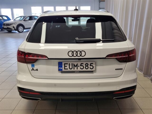 AUDI A4 2023 Avant Progress S line 40 TFSI 150 kW MHEV quattro S tronic / Webasto / Koukku / ACC / P-Kamera