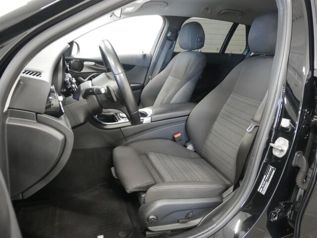 MERCEDES-BENZ C 2020 300 e T A Business Edition EQ Power